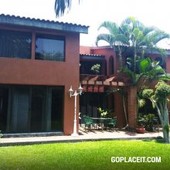 Casa en venta en condominio. Palmira, Cuernavaca, Palmira Tinguindin - 4 baños - 350.00 m2