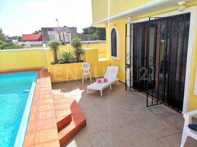 Bella Casa en VENTA Calle Naranja Centro Cancun C3189