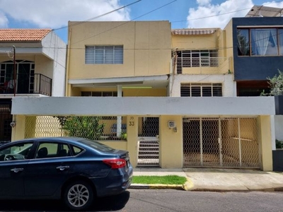 BONITA CASA EN VENTA EN ARCOS VALLARTA