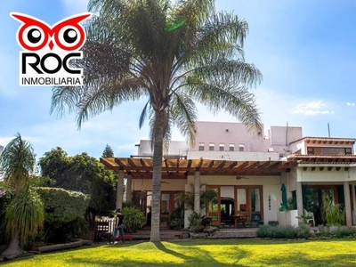Casa en Venta con Salida al Campo de Golf, Villas del Mesón, Juriquilla, Querétaro.