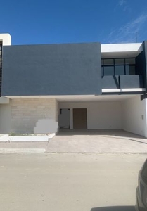 Casa En Venta En Amorada Privada Residencial, Santiago, Nuevo León