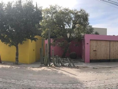 Casa en Venta en Colinas del Bosque estilo mexicano