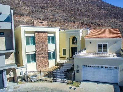 Casa en venta en Ensenada, Residencial Juan Diego