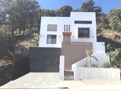 Casa en venta en Guadalajara. El palomar. Tlajomulco de Zuñiga
