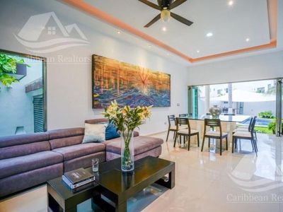 Casa en venta en Villa Magna Cancun / Codigo: LCHP2024