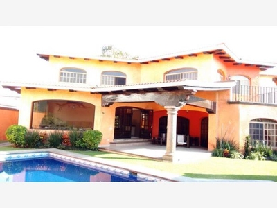 Casa en venta fraccionamiento residencial Sumiya, Jiutepec Morelos $12,000,000