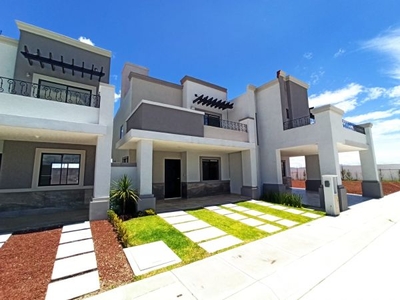 Casa nueva con terraza, de venta en PACHUCA