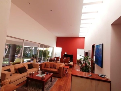 Exclusiva Casa de Diseño en un Piso en Venta Fracc. El Lucero, Cholula, Puebla