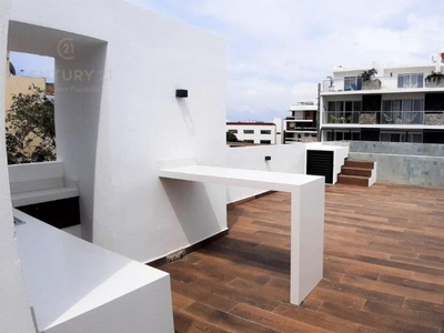 Hermoso Penthouse de 3 rec. en venta a media cuadra de 5ta avenida en Playa del Carmen P3568
