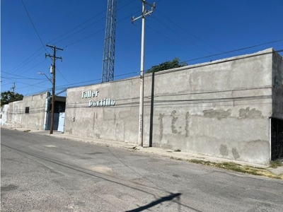 Terreno emparejado para fines industriales. Muy negociable!