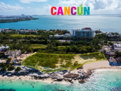 Terreno frente al mar en la Zona Hotelera de Cancún