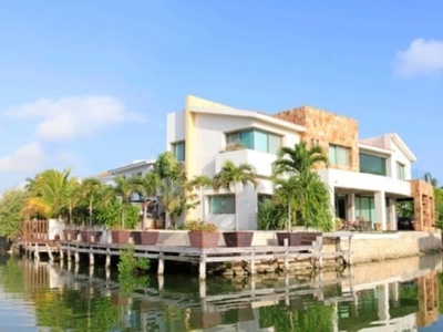 Venta casa en Isla Dorada, Cancun Quintana Roo