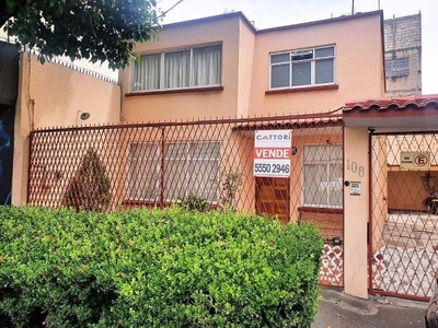 VENTA CASA EN SANTA CRUZ ATOYAC CON MUY BUENA ORIENTACIÓN