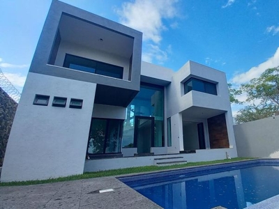 Venta Casa Fraccionamiento Burgos, Morelos