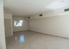 CASA EN VENTA EN FRACCIONAMIENTO LA CORTINA, TORREON