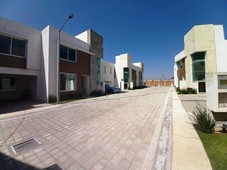 casas en venta - 150m2 - 3 recámaras - san pedro cholula - 2,950,000