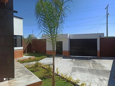 Amplia y moderna casa de 1 planta en La Trinidad Tequisquiapan