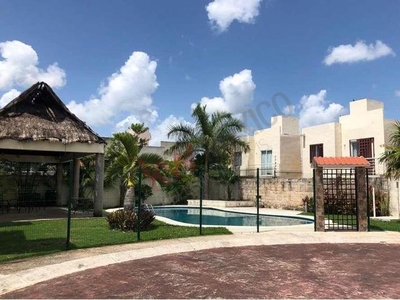 Renta de casa en privada, amueblada, Alberca, 3 recámaras, zona del Polígono Sur en Cancún El Me...