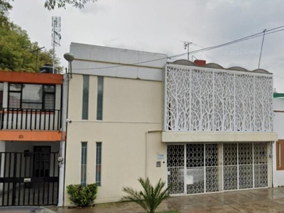 Magnfica Casa A La Venta En La Colonia Educación, Remate Bancario