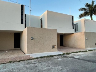 Casa en venta en merida yucatan, es de dos habitaciones. Entrega inmediata