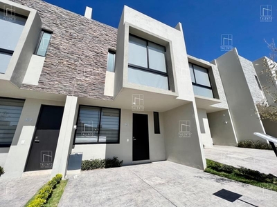 VENTA CASA EN VALLE IMPERIAL, ZAPOPAN