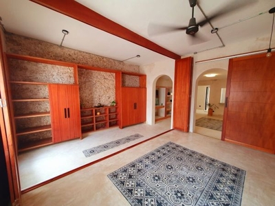 Casa remodelada en venta en centro Merida