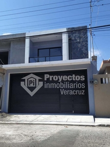 Doomos. SE VENDE CASA CON RECAMARA EN PLANTA BAJA EN COLONIA VILLA RICA BOCA DEL RIO VER