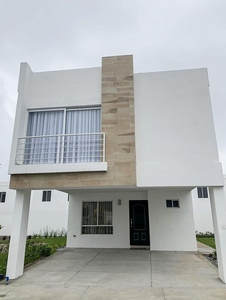 Doomos. CASA NUEVA en ZONA MIRA SUR, GRAL. ESCOBEDO