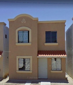 Doomos. Venta Casa 2 Habitaciones 1 Baño de Remate en Villa del Roble Mexicali Baja California