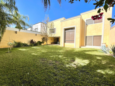 Casa En Venta En Rincón San Ángel