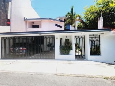 Casa En Venta Muy Amplia Fracc Tampiquera Boca Del Rio