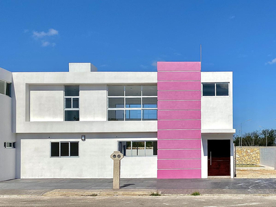 Casa Estilo Moderno En Venta Y Renta En Conkal, Mérida