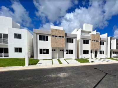 Casa Nueva En En Renta En Jardines Del Sur 6 Modelo Ceiba