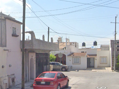 Propiedad En Remate Bancario, Ubicada En Los Cantos, Acueducto, Saltillo, Coahuila, C.p. 25060 -ngc0