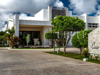 Villa Amueblada En Renta En Lagos Del Sol