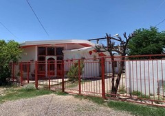 Casa en Venta, OPORTUNIDAD DE NEGOCIO, Cerca de Aeropuerto Torreón