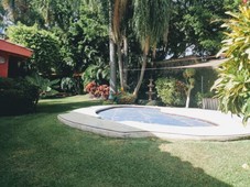 Se vende preciosa residencia ubicada en zona dorada Cuernavaca