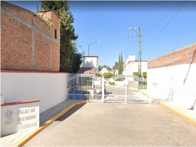 ¡Bonita Casa en Villas de San Isidro, San Juan del Rio, Qro!