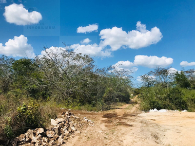 Terreno En Venta En Chablekal, Yucatan. Ctv1