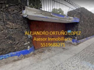 Casa en Venta en Santa María Tepepan Xochimilco Remate Bancario, Cerca periférico, tren ligero