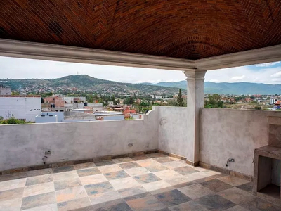 Casa En Venta, San Miguel De Allende, 4 Recamaras. Sma5127