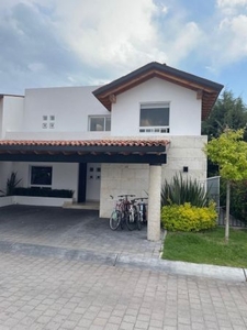 Se Vende Hermosa Residencia en Lomas del Campanario I, Gran Ubicación de LUJO!