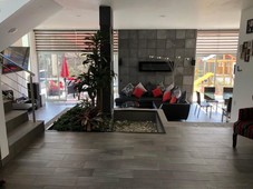 PRECIOSA RESIDENCIA EN VENTA EN BOSQUE ESMERALDA!!