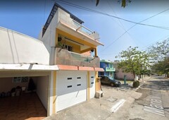 CAMT1-EXCELENTE CASA EN VENTA ATRAVES DE REMATE BANCARIO, FRACC. VILLA RICA, VER