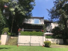 CASA EN CALLE CERRADA EN VENTA O RENTA EN BOSQUES