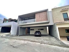 CASA EN VENTA VALLE DEL VERGEL ESQ. CON EL URO