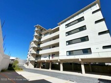 DEPARTAMENTO EN VENTA DE 1 RECAMARA EN SERRA 24 FRENTE A PASEO QUERETARO 22-4651