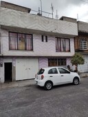 VENDO CASA EN EXCELENTE PRECIO EN BOULEVARES