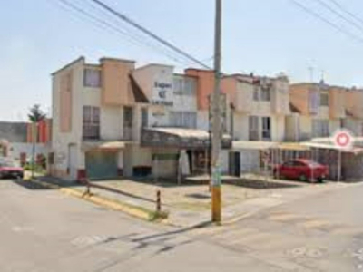 2m Exelente Casa De Remate Bancario En Avenida Paseo El Arenal 27, Mz 004, El Bosque, Fraccionamiento Paseos De Tultepec Ii