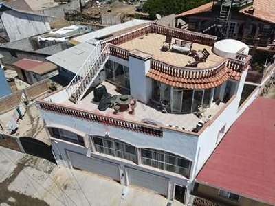 ¡¡¡amplia Casa Para Vacacionar O Inversión Ideal Para Airbnb En Rosarito !!! Con Vista Al Mar...